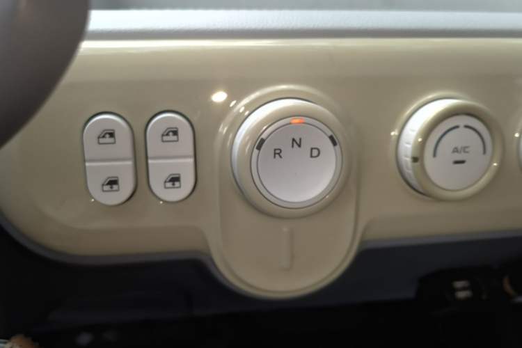 Used Bestune Pony 2025 222km Lightning Horse Gear Lever