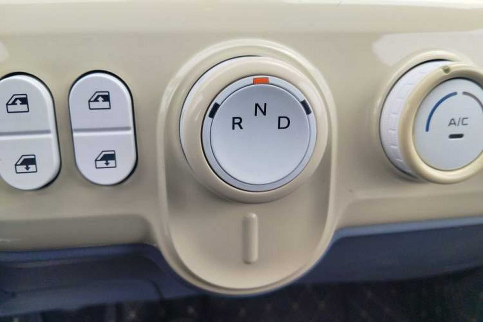 Used Bestune Pony 2025 222km Range Agile Horse Gear Lever