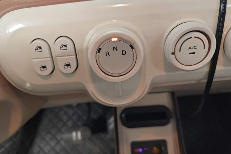 Used Bestune Pony 2025 222km Lightning Horse Gear Lever
