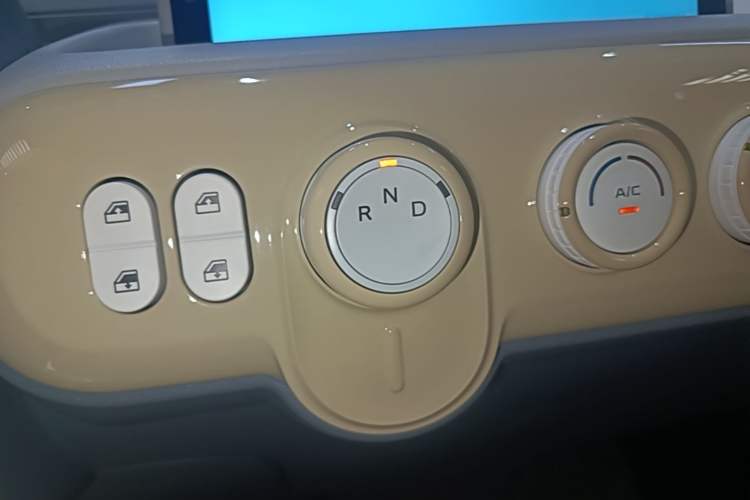 Used Bestune Pony 2025 222km Lightning Horse Gear Lever
