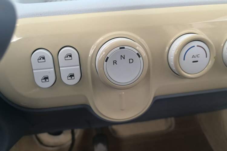 Used Bestune Pony 2025 222km Range Linglong Horse Gear Lever