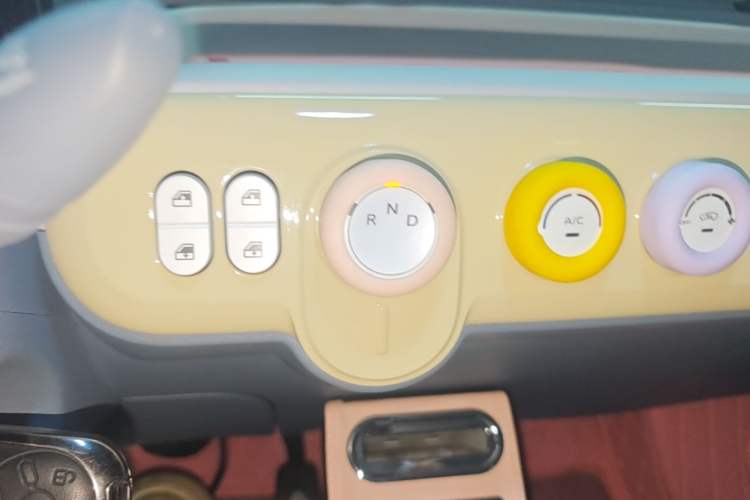 Used Bestune Pony 2025 222km Lightning Horse Gear Lever