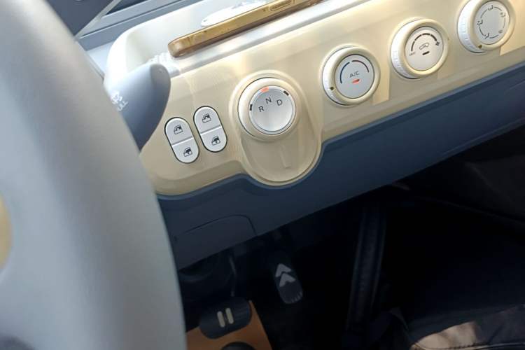 Used Bestune Pony 2025 222km Range Agile Horse Gear Lever
