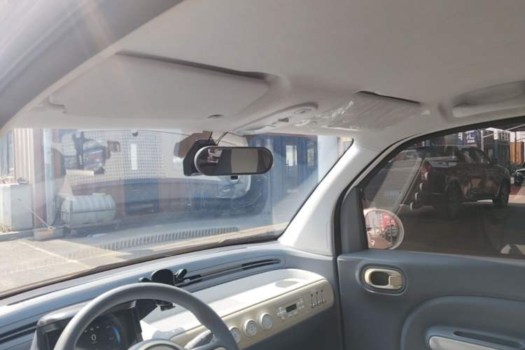 Used Bestune Pony 2025 222km Lightning Horse Headliner