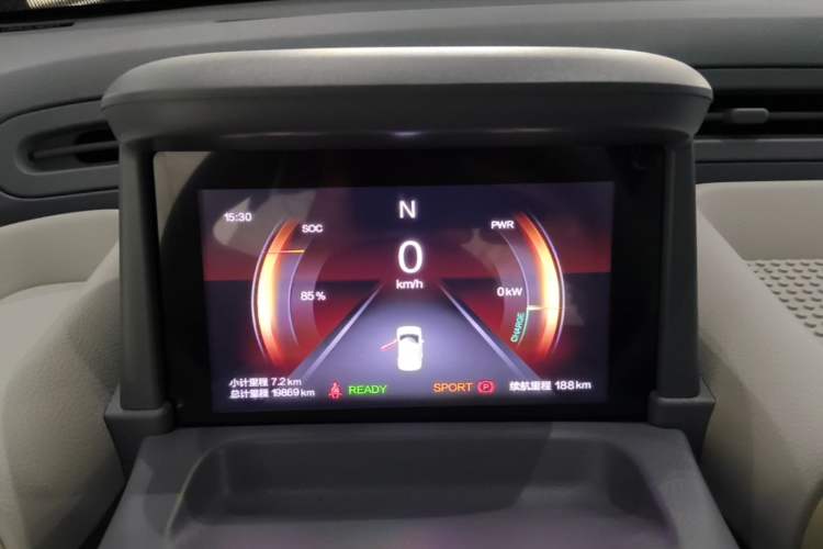 Used Bestune Pony 2025 222km Range Agile Horse Instrument Cluster