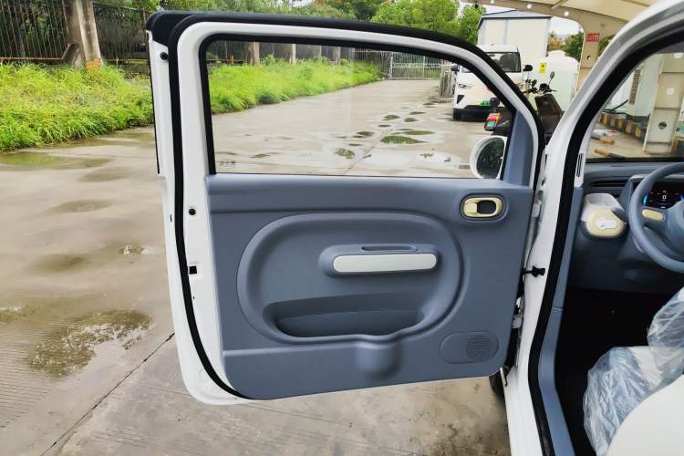 Used Bestune Pony 2025 222km Lightning Horse Left Front Door Interior