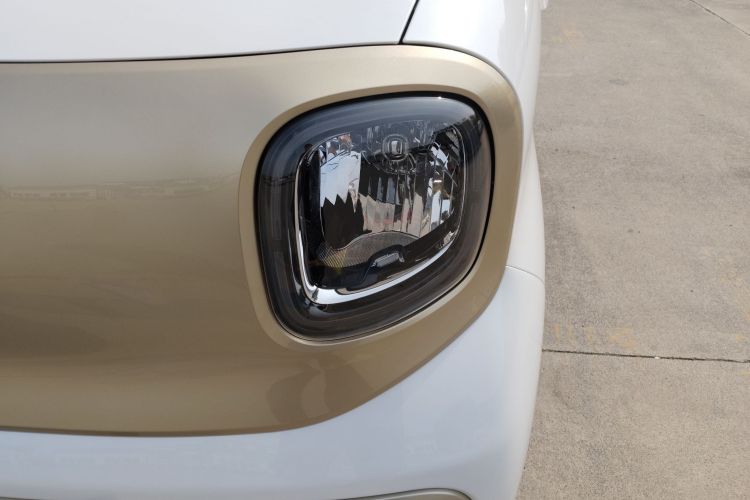 Used Bestune Pony 2025 222km Range Agile Horse Left Front Headlight