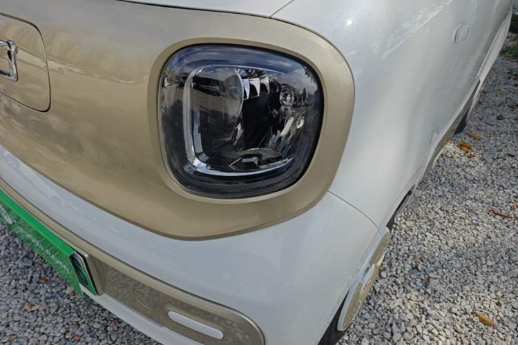 Used Bestune Pony 2025 222km Range Agile Horse Left Front Headlight