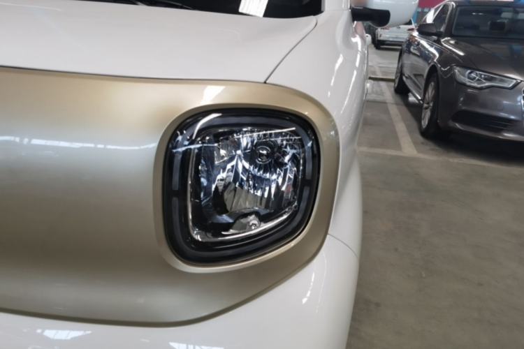 Used Bestune Pony 2025 222km Range Agile Horse Left Front Headlight