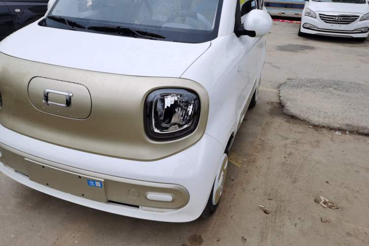 Used Bestune Pony 2025 222km Range Linglong Horse Left Front Headlight