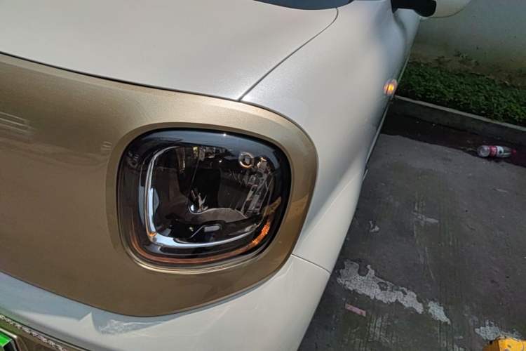 Used Bestune Pony 2025 222km Lightning Horse Left Front Headlight