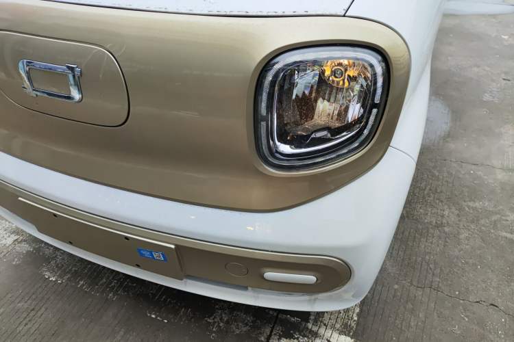 Used Bestune Pony 2025 222km Range Agile Horse Left Front Headlight