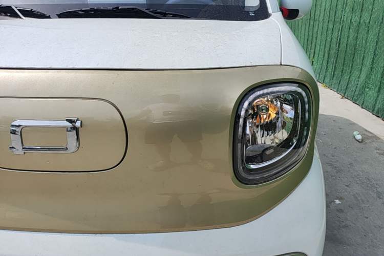 Used Bestune Pony 2025 222km Range Linglong Horse Left Front Headlight
