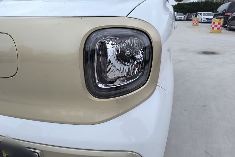 Used Bestune Pony 2025 222km Range Agile Horse Left Front Headlight