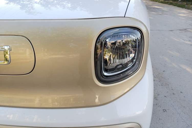 Used Bestune Pony 2025 222km Clever Horse Left Front Headlight
