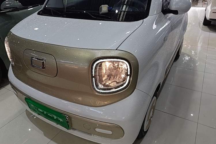 Used Bestune Pony 2025 222km Lightning Horse Left Front Headlight