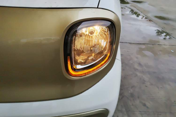 Used Bestune Pony 2025 222km Lightning Horse Left Front Headlight