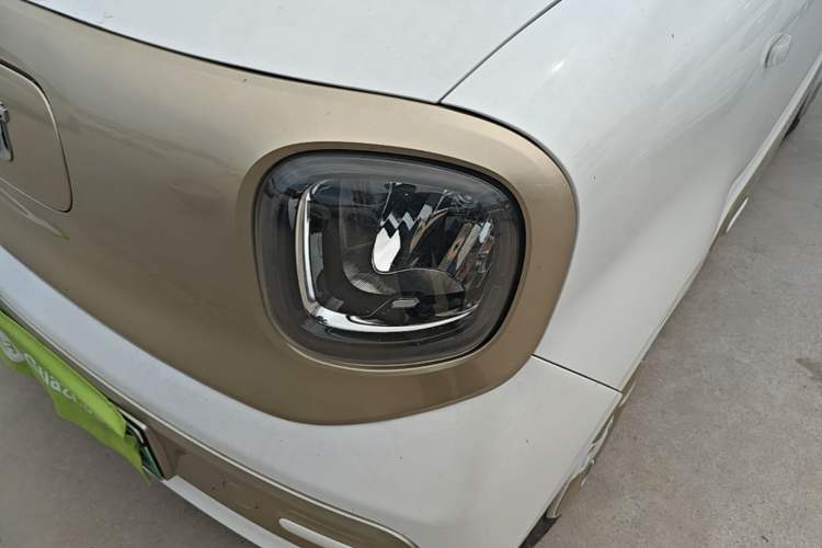 Used Bestune Pony 2025 222km Range Agile Horse Left Front Headlight