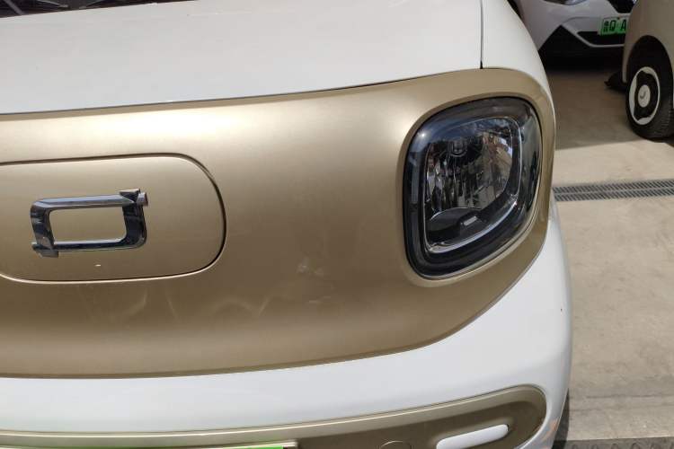 Used Bestune Pony 2025 222km Range Agile Horse Left Front Headlight