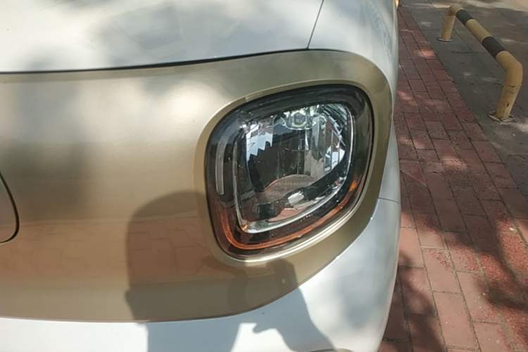 Used Bestune Pony 2025 222km Range Agile Horse Left Front Headlight