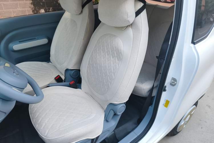 Used Bestune Pony 2025 222km Lightning Horse Left Front Seat