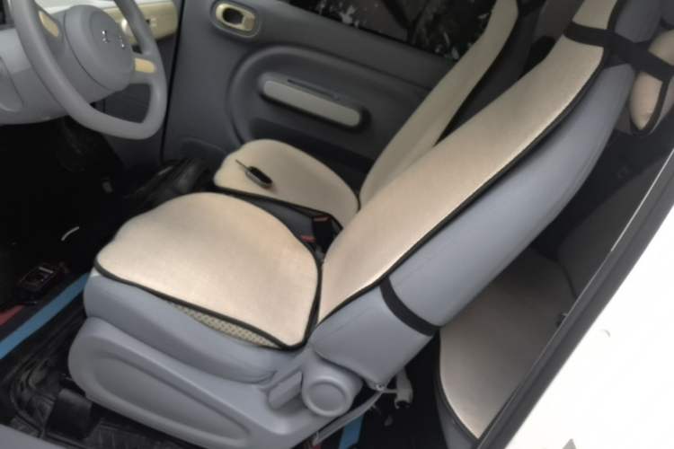 Used Bestune Pony 2025 222km Lightning Horse Left Front Seat