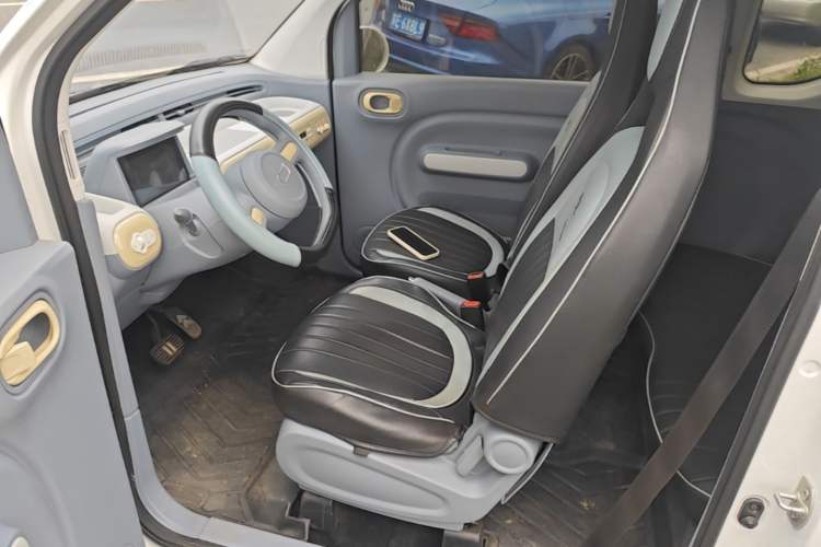 Used Bestune Pony 2025 222km Range Agile Horse Left Front Seat