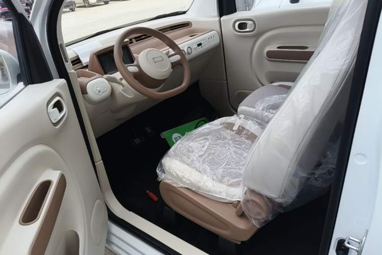 Used Bestune Pony 2025 222km Range Agile Horse Left Front Seat