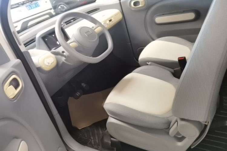 Used Bestune Pony 2025 222km Range Agile Horse Left Front Seat
