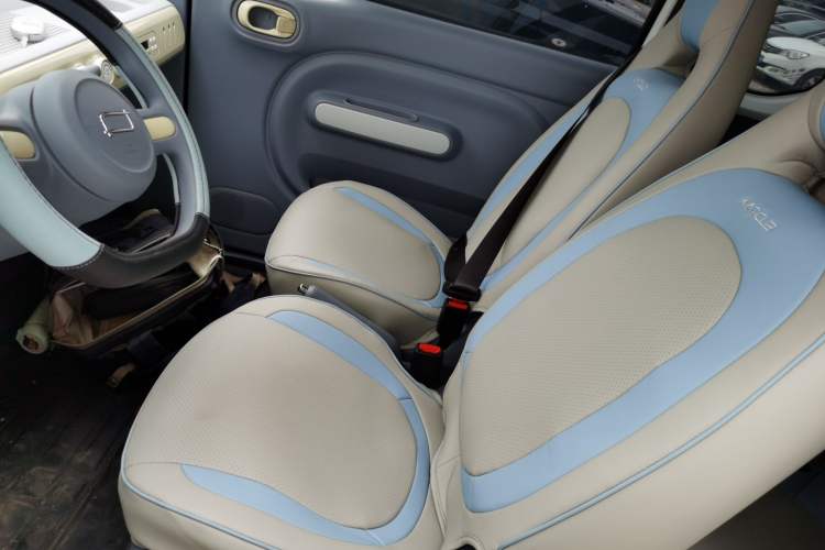 Used Bestune Pony 2025 222km Range Linglong Horse Left Front Seat