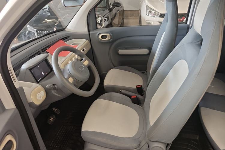 Used Bestune Pony 2025 222km Range Agile Horse Left Front Seat