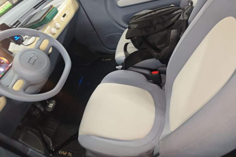 Used Bestune Pony 2025 222km Lightning Horse Left Front Seat
