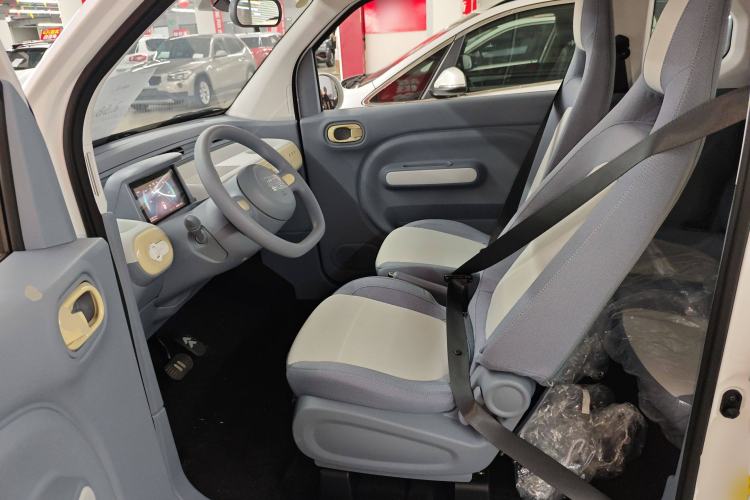 Used Bestune Pony 2025 222km Lightning Horse Left Front Seat