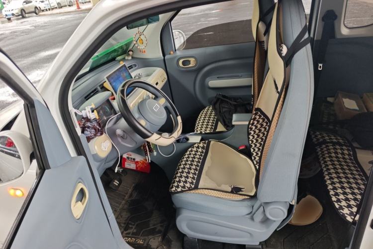 Used Bestune Pony 2025 222km Range Agile Horse Left Front Seat