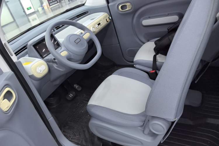 Used Bestune Pony 2025 222km Lightning Horse Left Front Seat