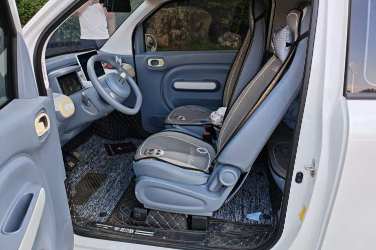 Used Bestune Pony 2025 222km Clever Horse Left Front Seat