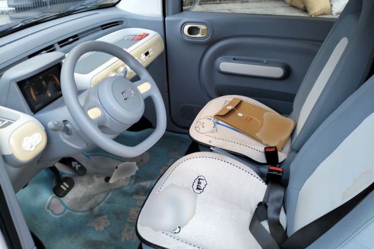 Used Bestune Pony 2025 222km Range Agile Horse Left Front Seat