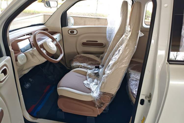 Used Bestune Pony 2025 222km Range Agile Horse Left Front Seat