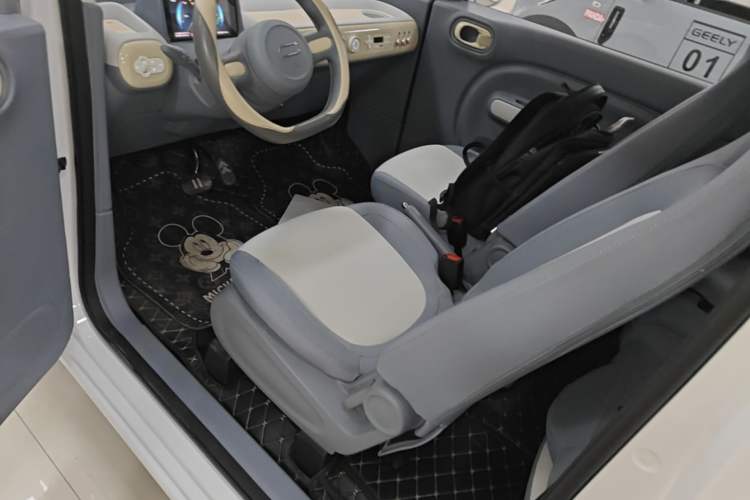 Used Bestune Pony 2025 222km Lightning Horse Left Front Seat