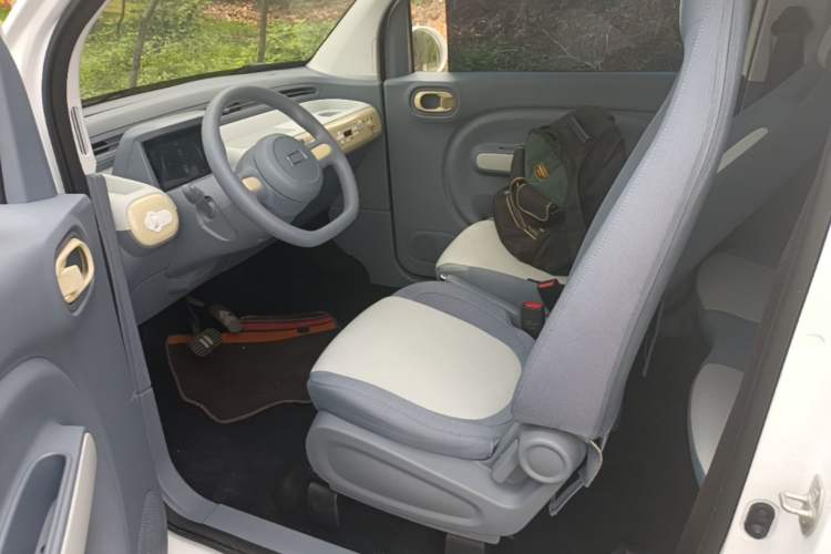 Used Bestune Pony 2025 222km Clever Horse Left Front Seat