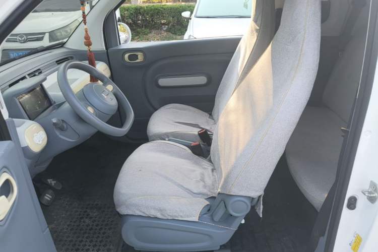 Used Bestune Pony 2025 222km Lightning Horse Left Front Seat