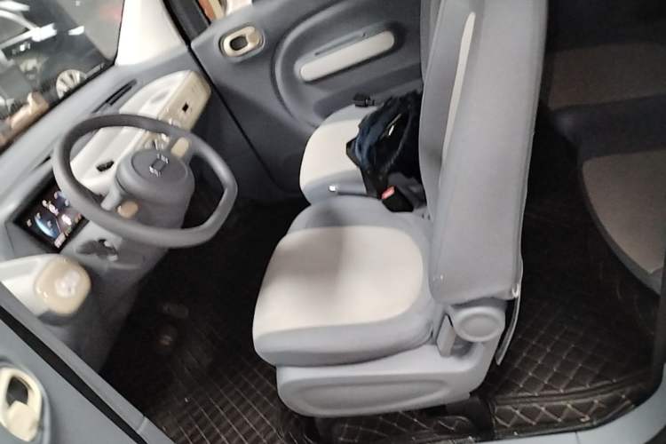 Used Bestune Pony 2025 222km Lightning Horse Left Front Seat