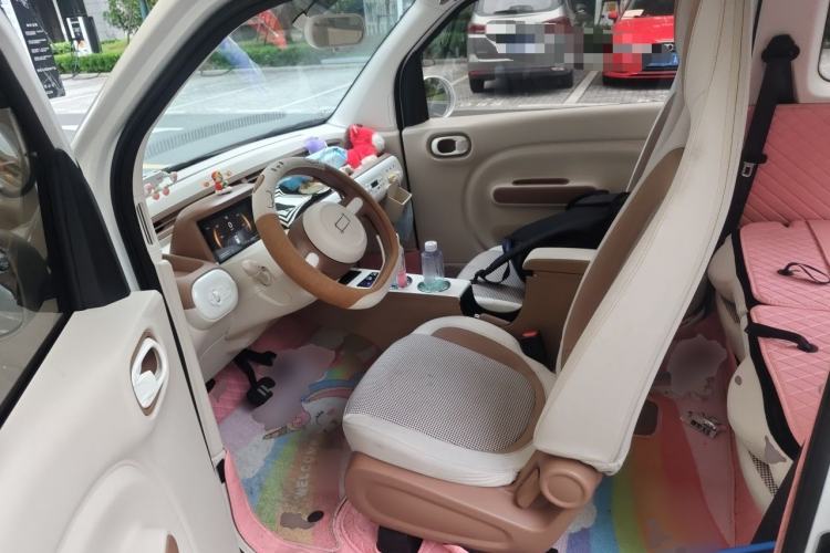 Used Bestune Pony 2025 222km Range Agile Horse Left Front Seat