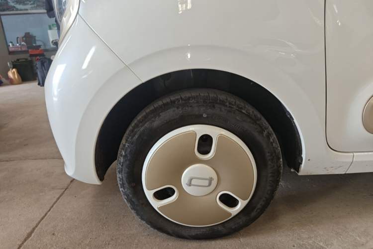 Used Bestune Pony 2025 222km Range Agile Horse Left Front Wheel Hub