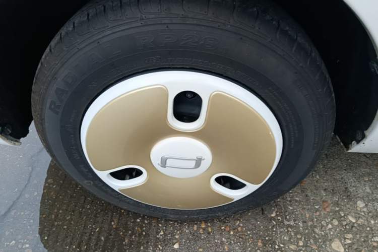 Used Bestune Pony 2025 222km Clever Horse Left Front Wheel Hub
