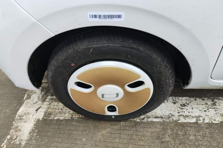 Used Bestune Pony 2025 222km Range Agile Horse Left Front Wheel Hub