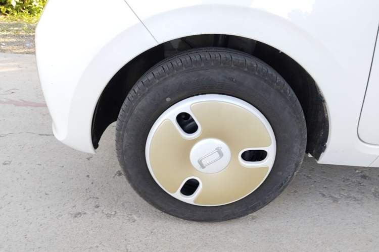 Used Bestune Pony 2025 222km Clever Horse Left Front Wheel Hub
