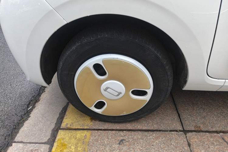 Used Bestune Pony 2025 222km Lightning Horse Left Front Wheel Hub