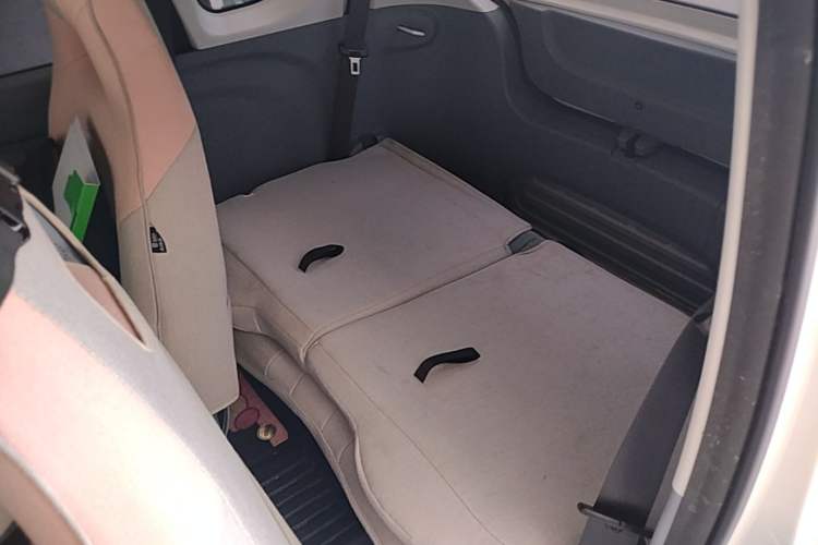Used Bestune Pony 2025 222km Range Elegant Horse Left Rear Seat