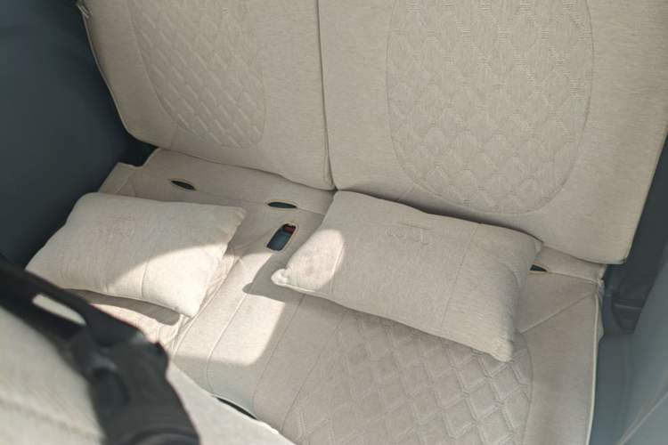Used Bestune Pony 2025 222km Lightning Horse Left Rear Seat